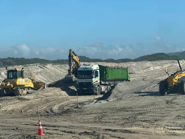 DKL Mercedes-Benz truck on site